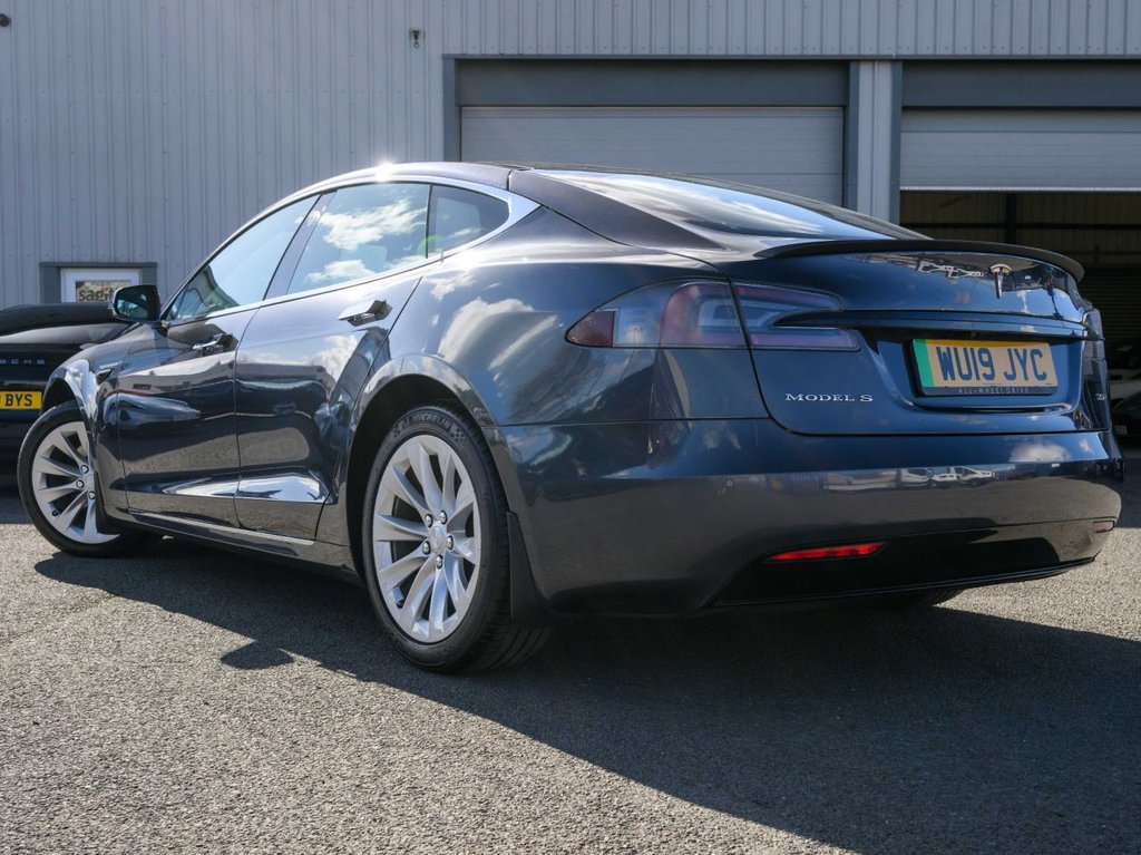 Used Tesla Model S 2019 for sale - 78002459: Photo 2