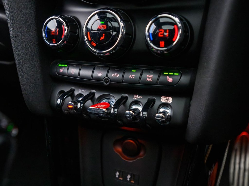 Used MINI Hatch 2018 for sale - 77734633: Photo 19