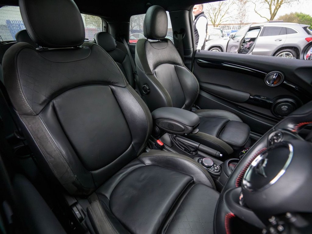 Used MINI Hatch 2018 for sale - 77734633: Photo 3