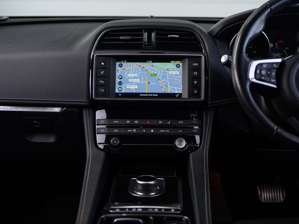 Used Jaguar F-Pace 2017 for sale - 76280213: Photo 25