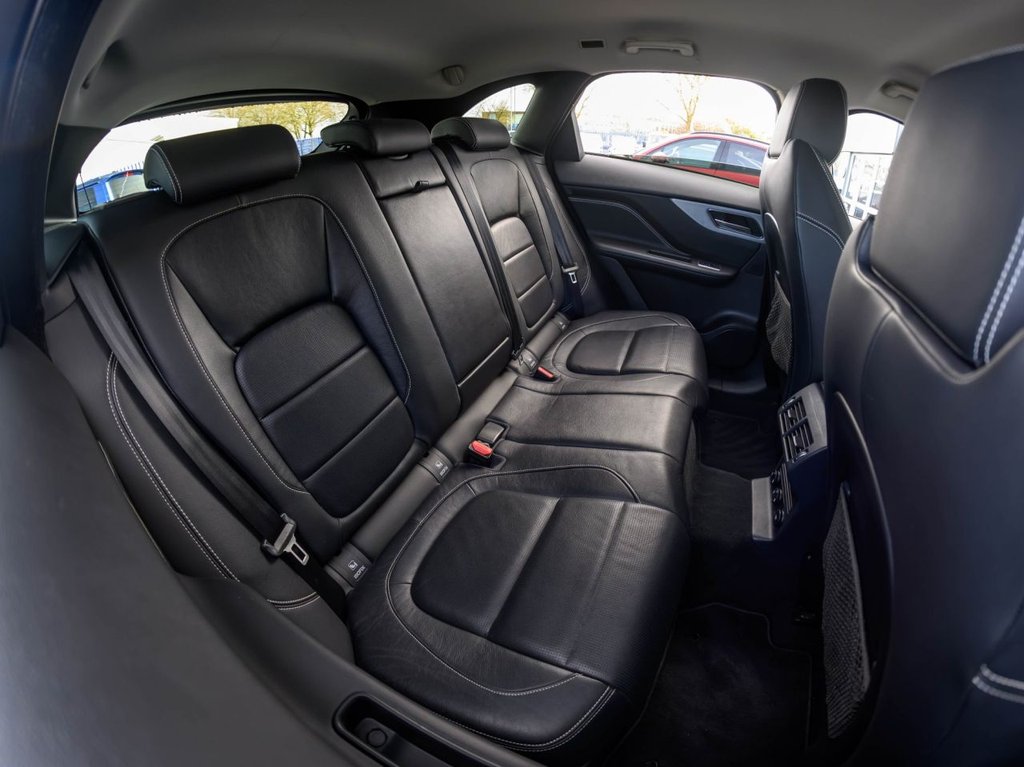 Used Jaguar F-Pace 2017 for sale - 76280213: Photo 28