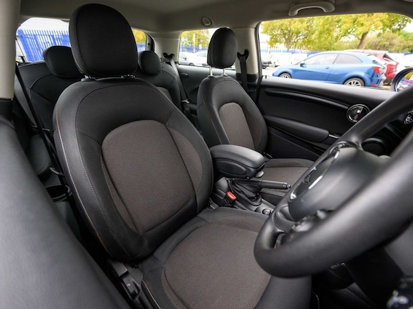 Used MINI Hatch 2019 for sale - 76323744: Photo 10