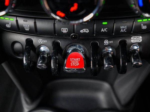 Used MINI Hatch 2019 for sale - 76323744: Photo 25