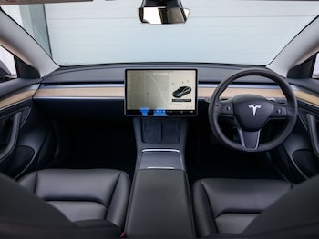 Used Tesla Model 3 2021 for sale - 79482109: Photo