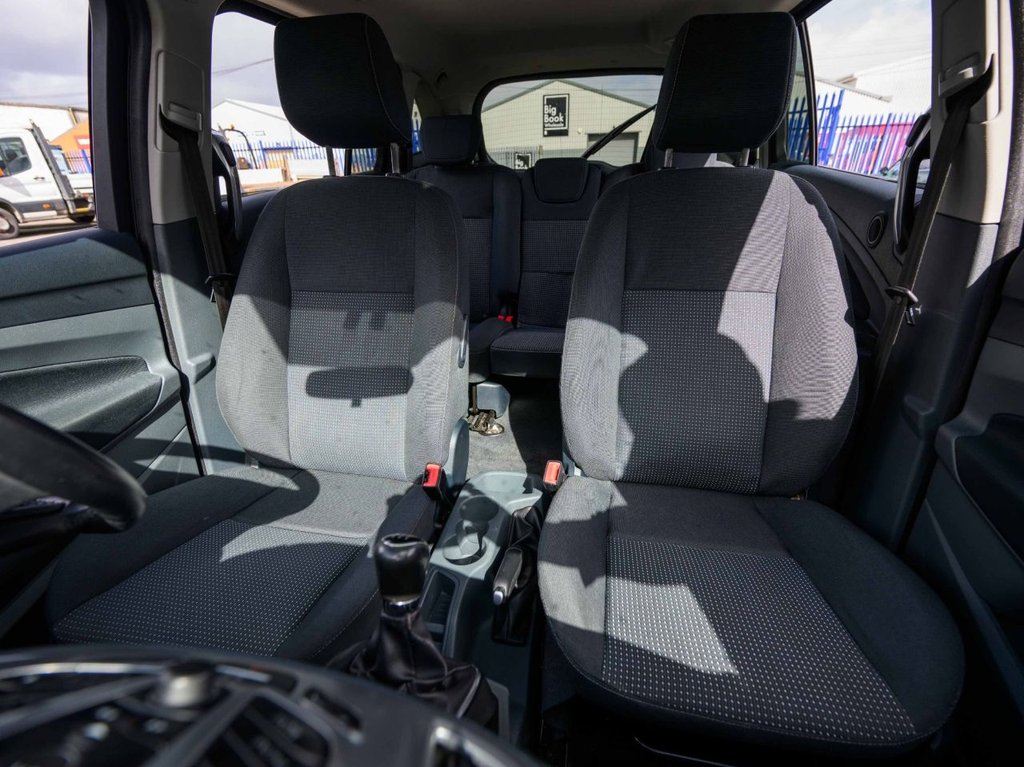 Used Ford Grand C-Max 2011 for sale - 78068776: Photo 17