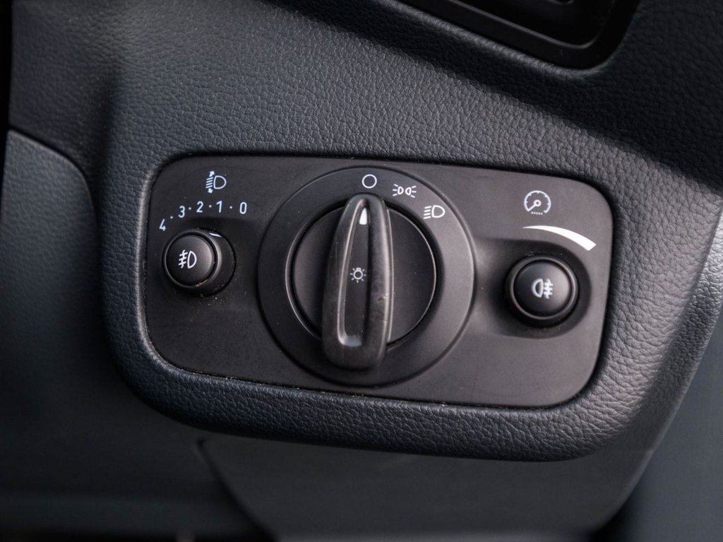 Used Ford Grand C-Max 2011 for sale - 78068776: Photo 21