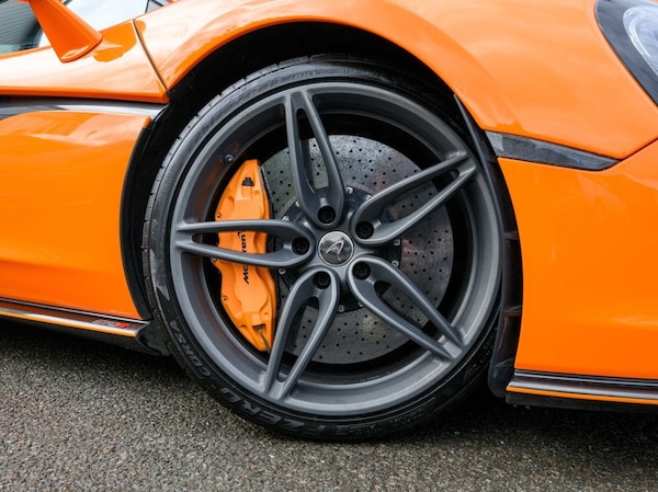 Used McLaren 570S 2017 for sale - 74885299: Photo 8