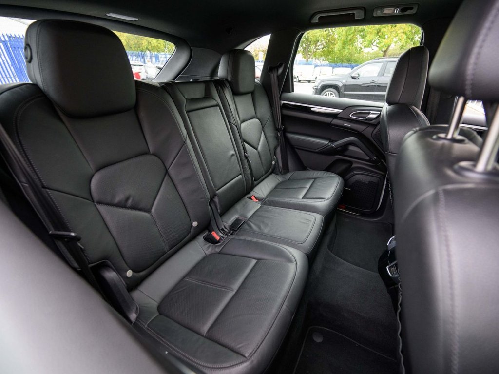 Used Porsche Cayenne 2014 for sale - 76279552: Photo 14