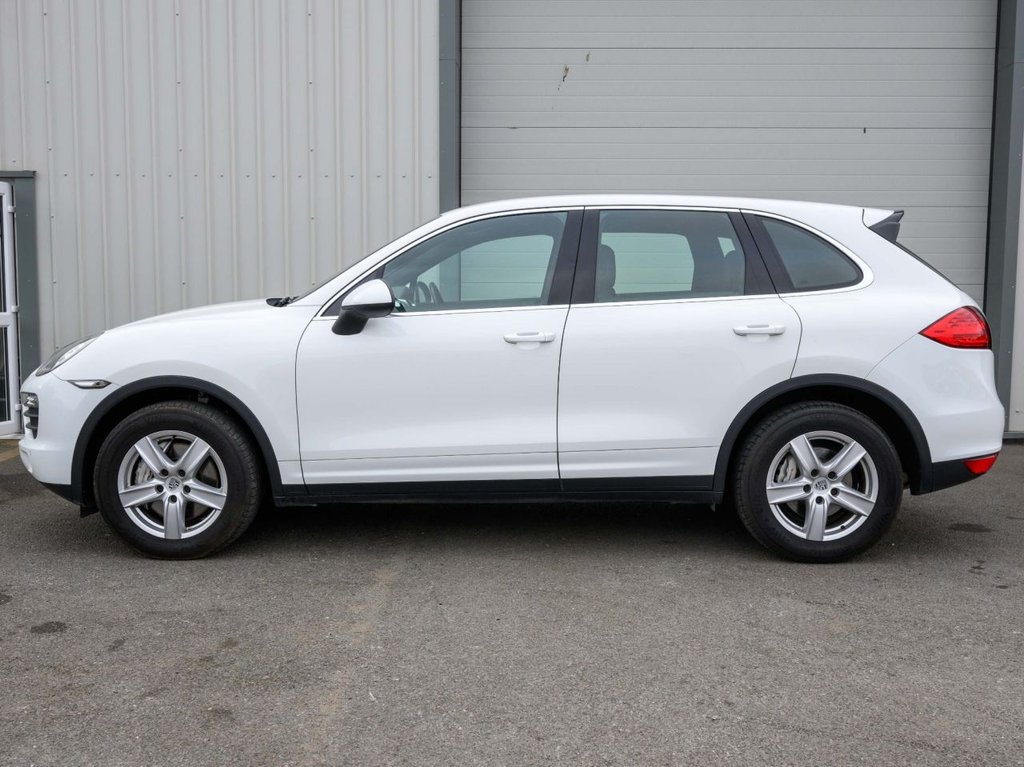 Used Porsche Cayenne 2014 for sale - 76279552: Photo 6