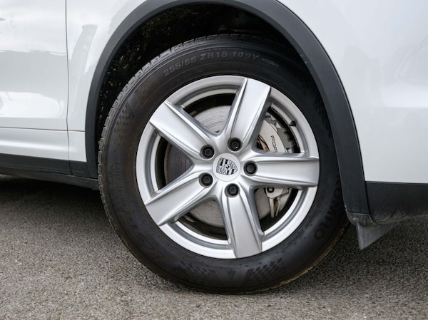 Used Porsche Cayenne 2014 for sale - 76279552: Photo 8