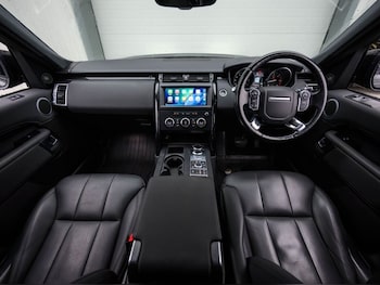 Used Land Rover Discovery 2018 for sale - 76604782: Photo