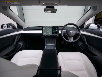 Used Tesla Model 3 2021 for sale - 77720026: Photo