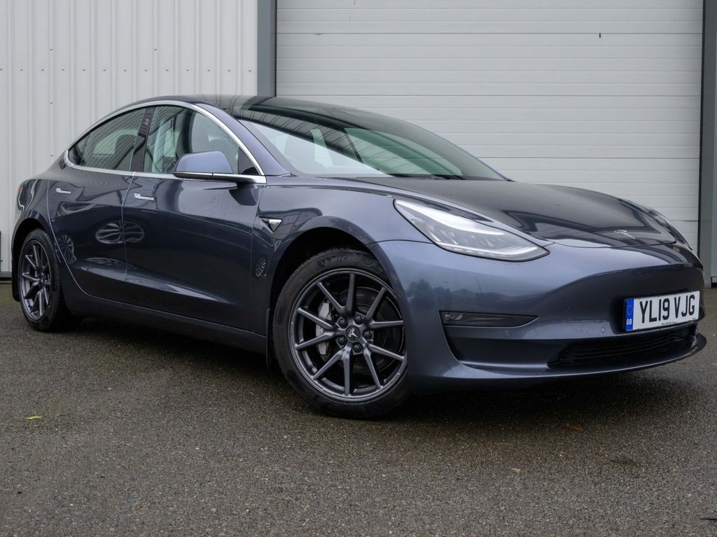 Used Tesla Model 3 2019 for sale - 76582464: Photo 1