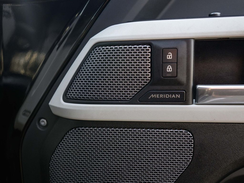 Used Land Rover Defender 2021 for sale - 78002512: Photo 24