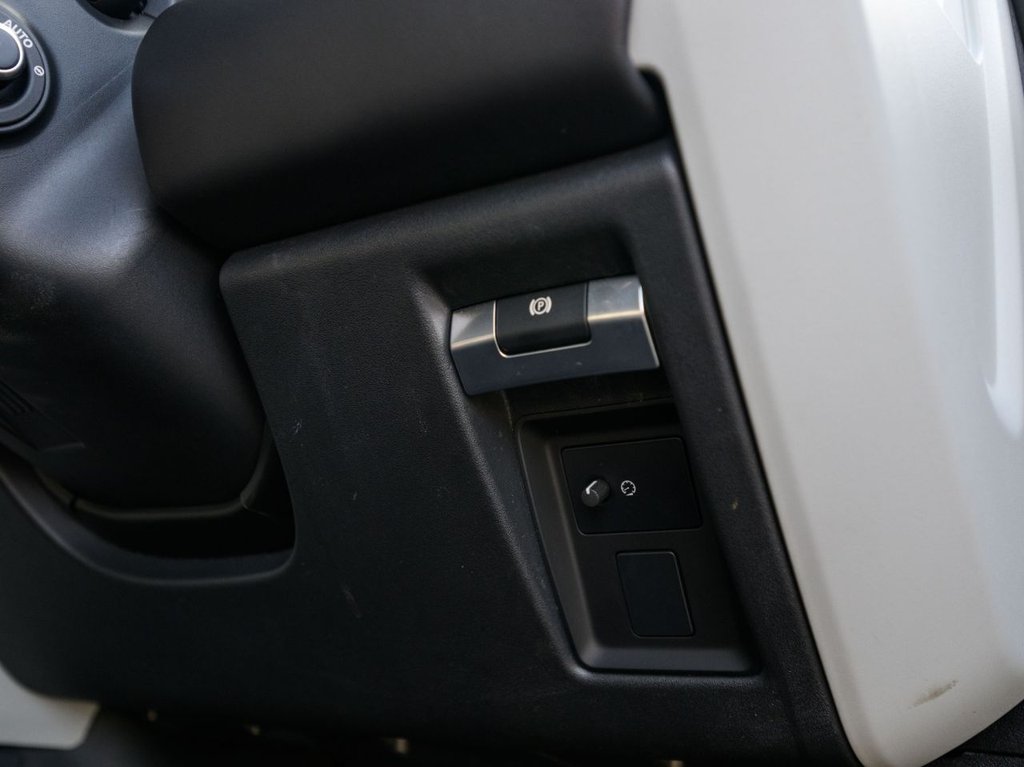 Used Land Rover Defender 2021 for sale - 78002512: Photo 26