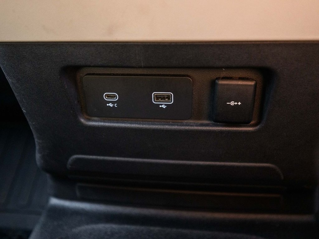 Used Land Rover Defender 2021 for sale - 78002512: Photo 33