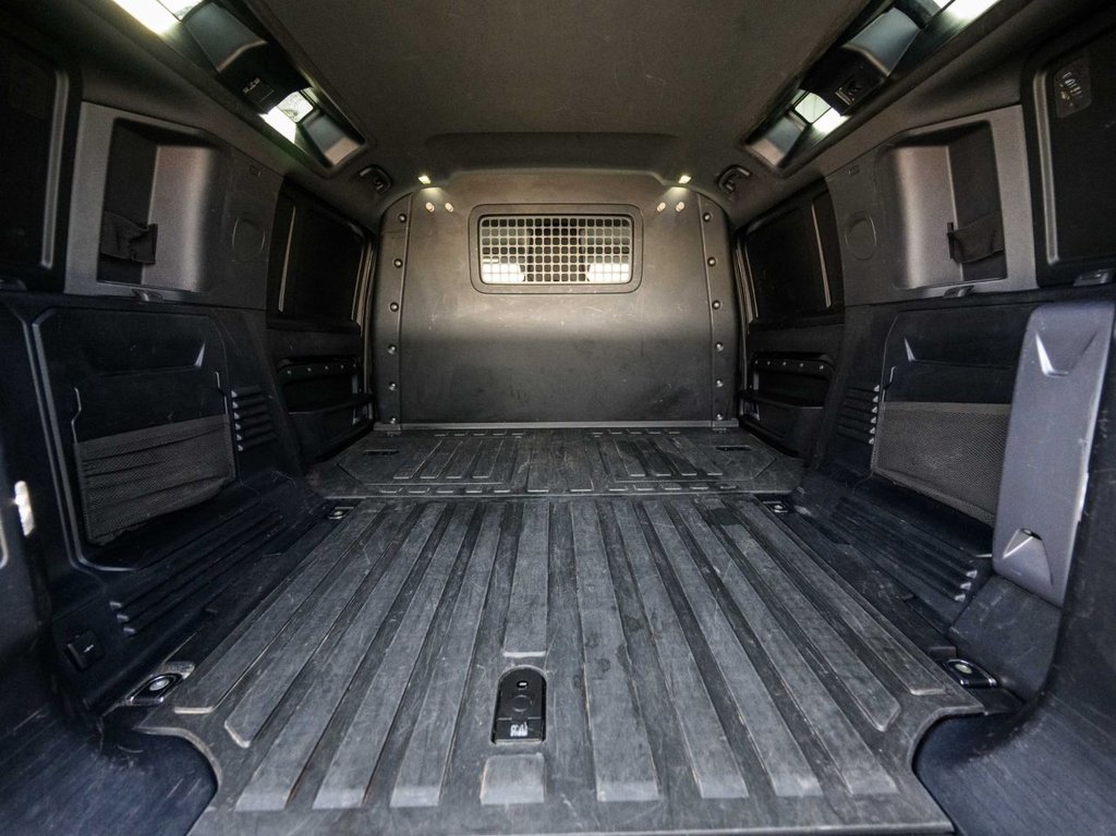 Used Land Rover Defender 2021 for sale - 78002512: Photo 4