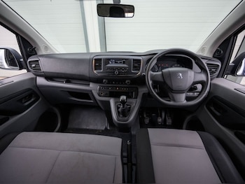 Used Peugeot Expert 2019 for sale - 76535751: Photo