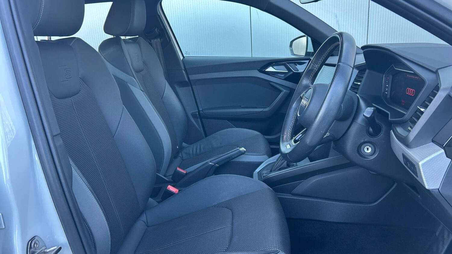 Used Audi A1 for sale - 77825136: Photo 15