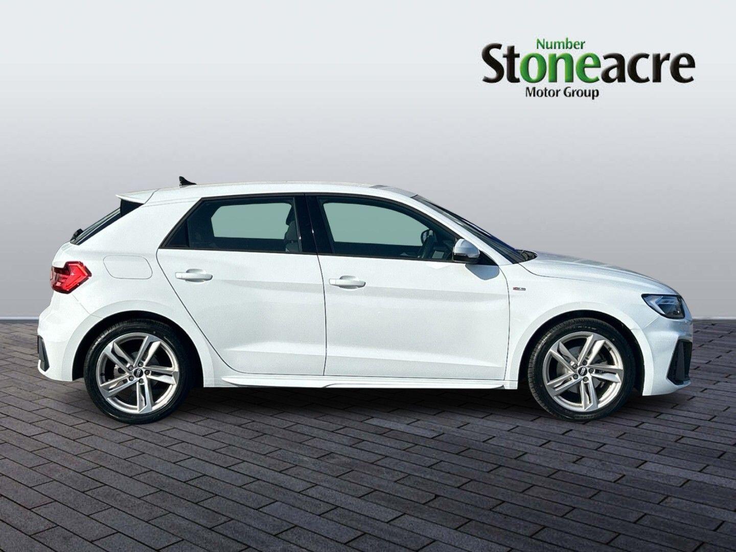Used Audi A1 for sale - 77825136: Photo 2