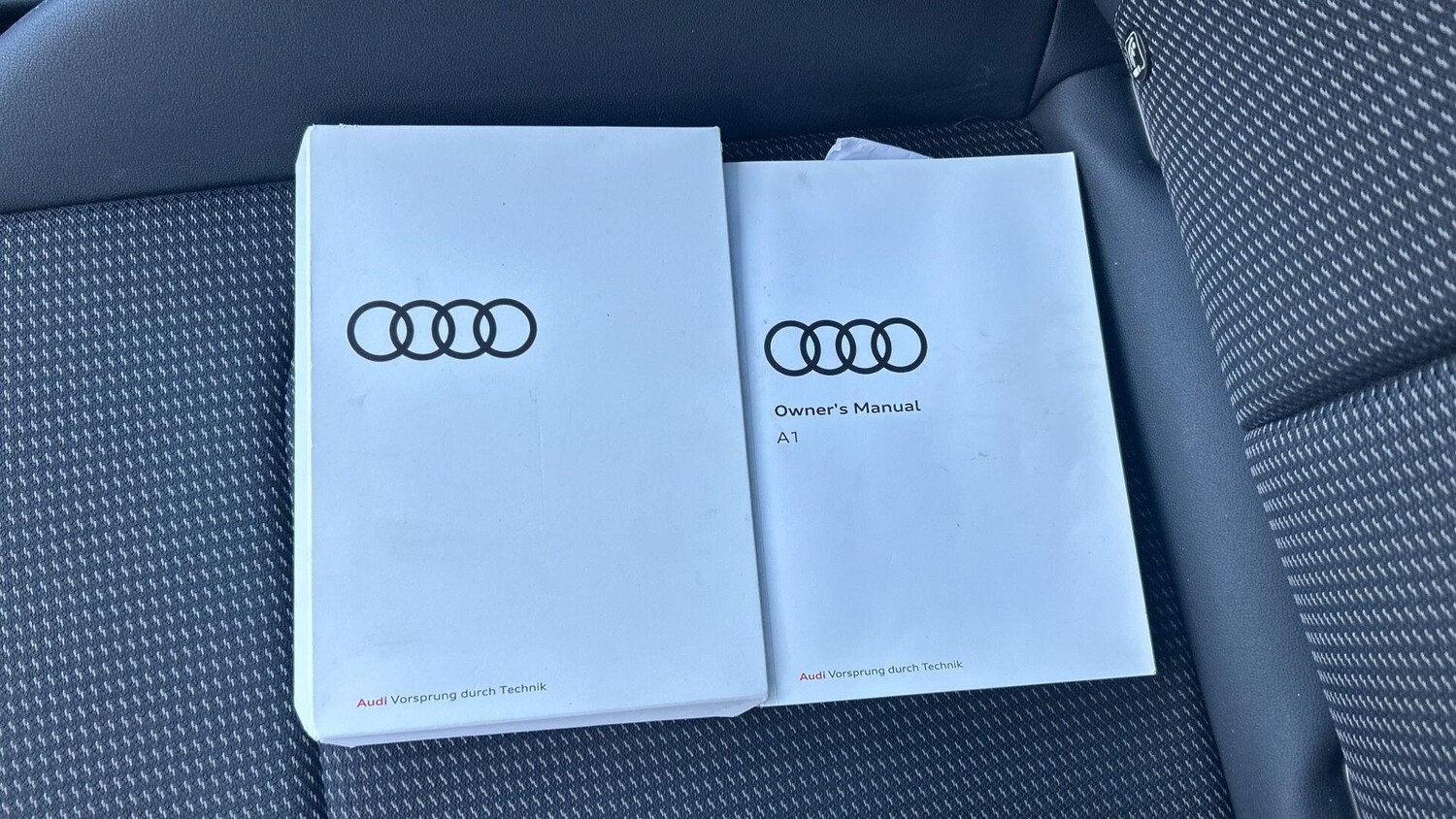 Used Audi A1 for sale - 77825136: Photo 42