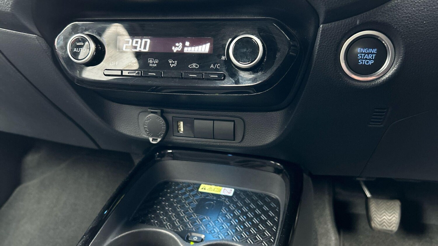 Used Toyota Aygo X 2022 for sale - 77838964: Photo 31