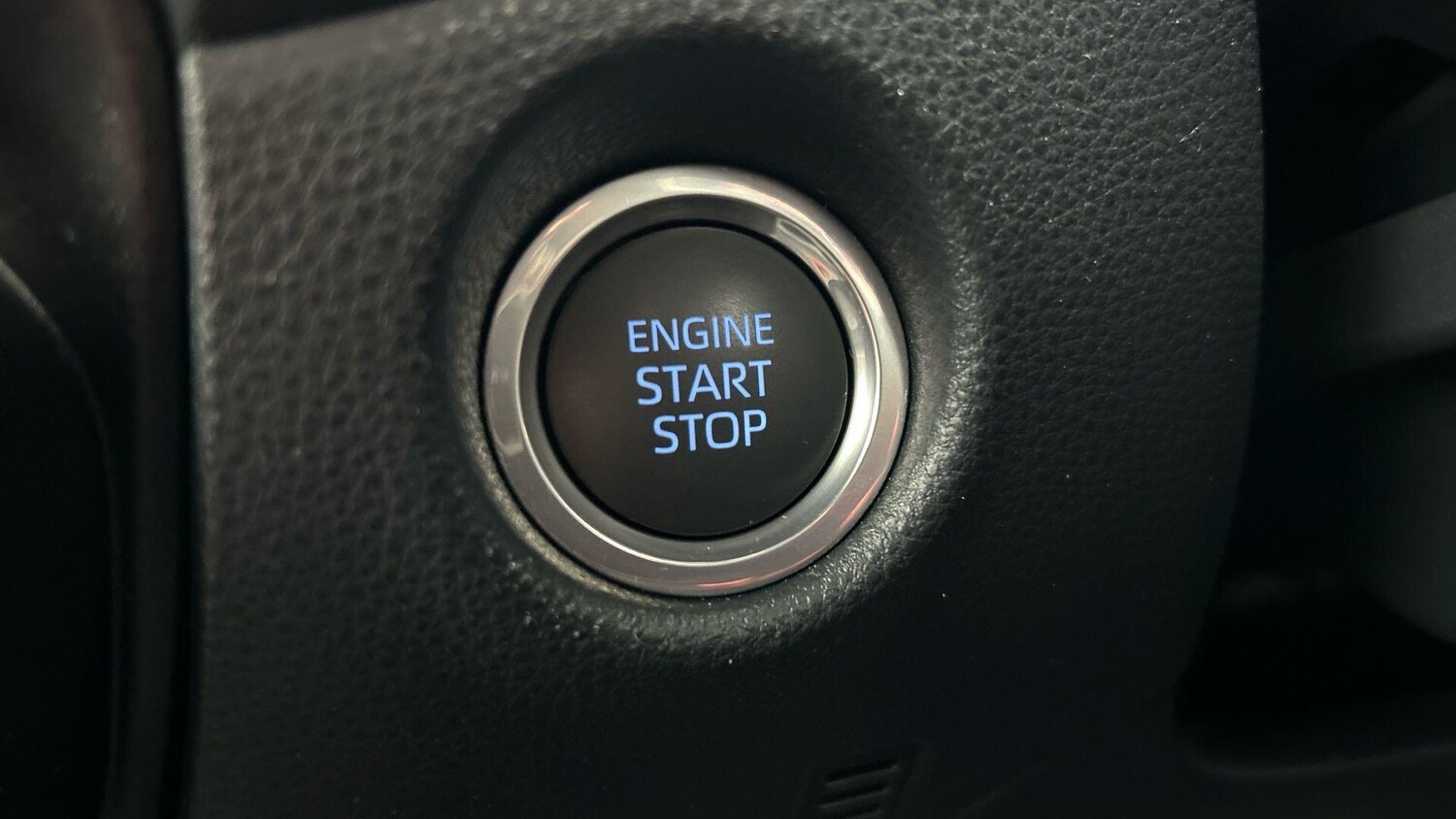 Used Toyota Aygo X 2022 for sale - 77838964: Photo 32