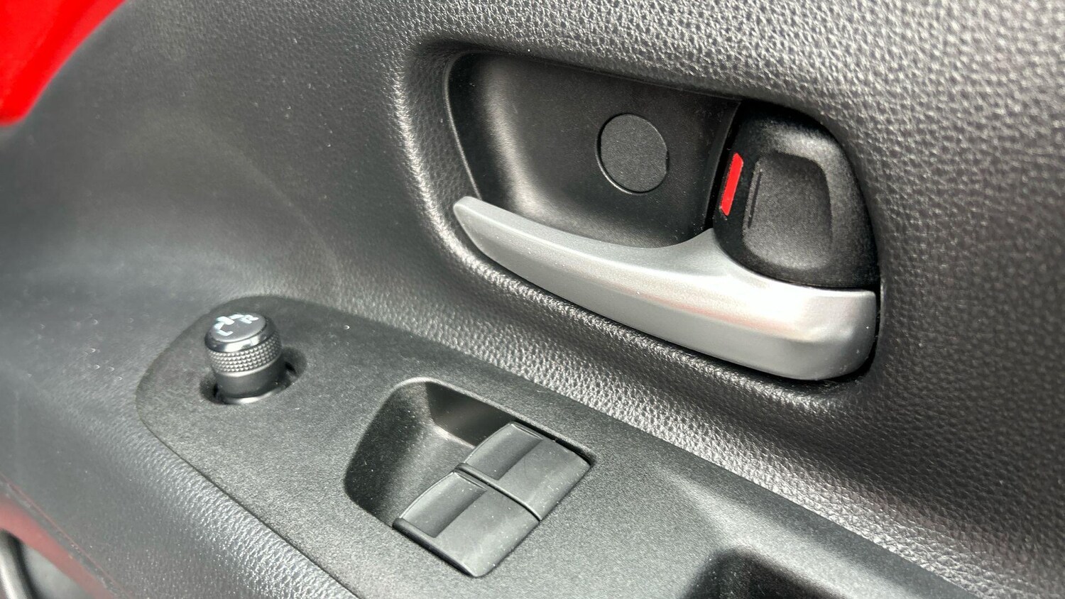 Used Toyota Aygo X 2022 for sale - 77838964: Photo 37