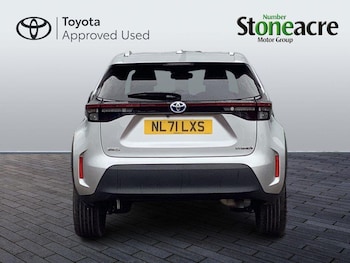 Used Toyota Yaris Cross 2021 for sale - 77710207: Photo