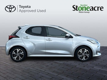 Used Toyota Yaris 2024 for sale - 79144988: Photo