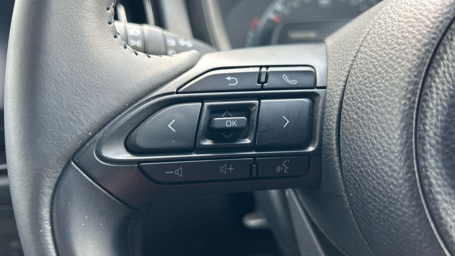 Used Toyota Aygo X 2023 for sale - 77838834: Photo 30