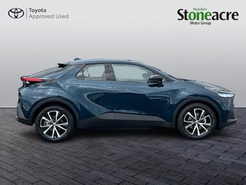 Used Toyota C-HR 2026 for sale - 79645440: Photo