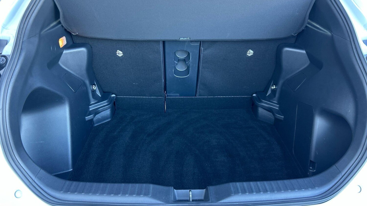 Used Toyota Yaris Cross 2023 for sale - 77939412: Photo 18