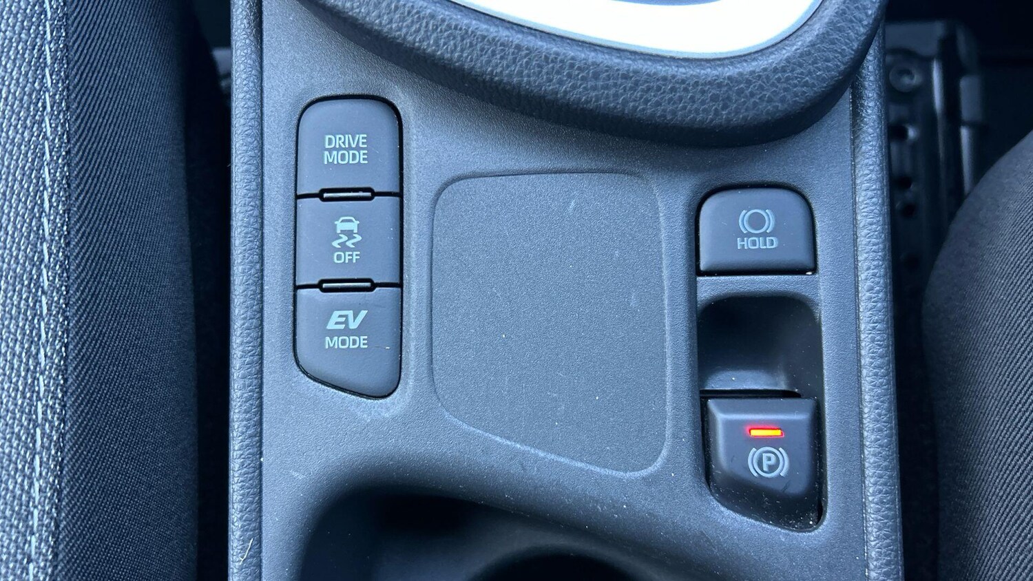 Used Toyota Yaris Cross 2023 for sale - 77939412: Photo 32