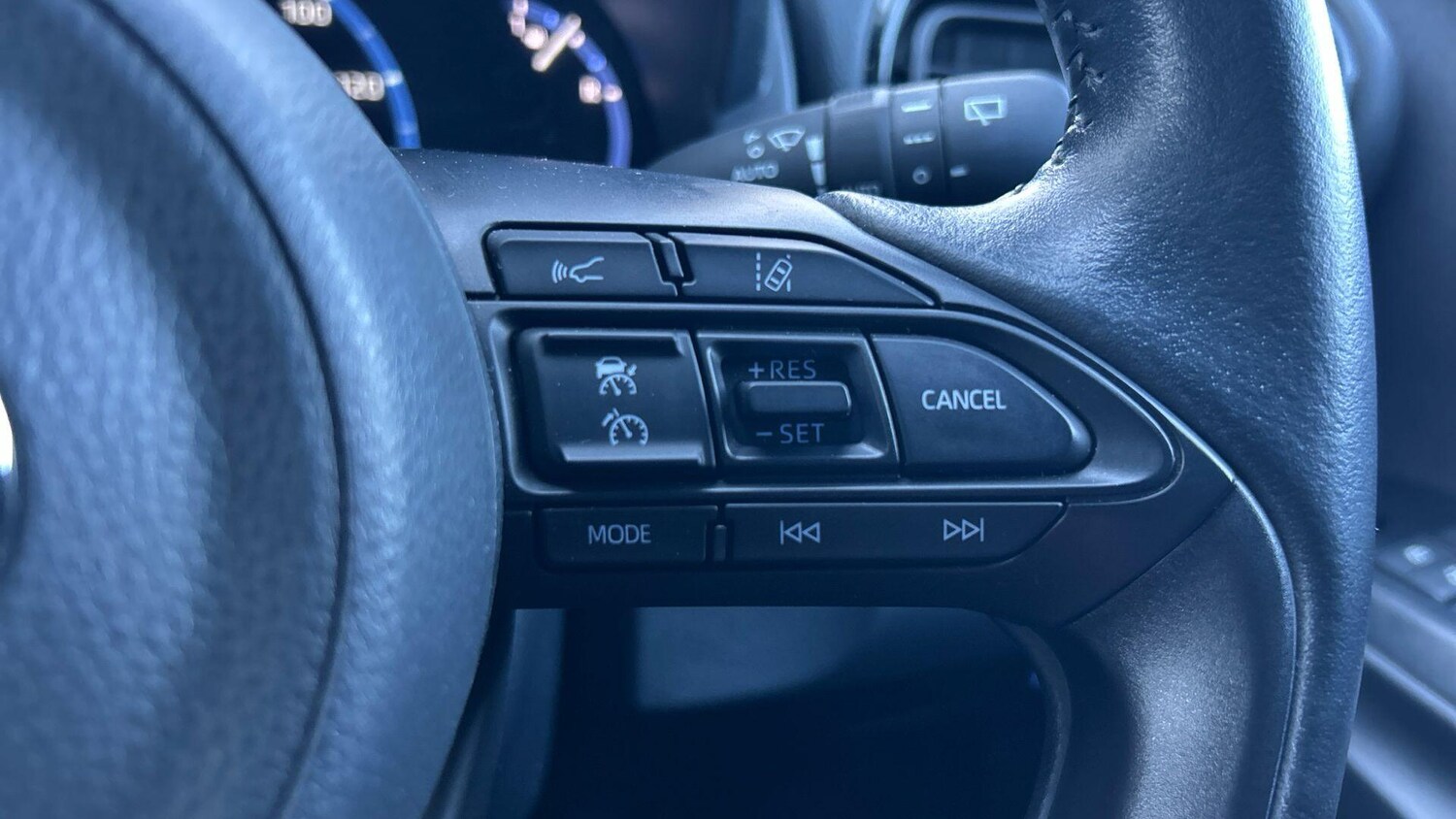 Used Toyota Yaris Cross 2023 for sale - 77939412: Photo 35