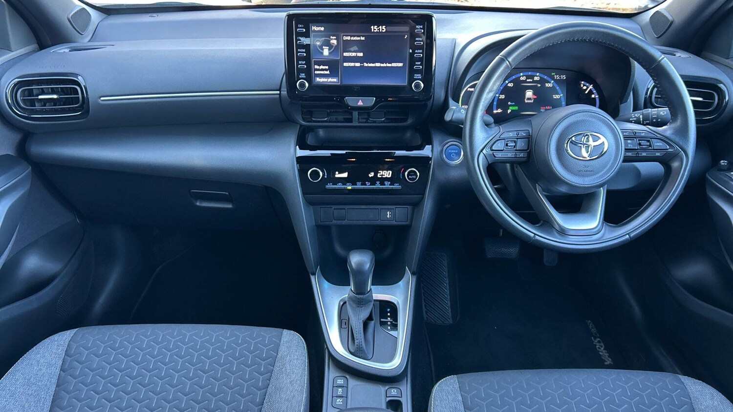 Used Toyota Yaris Cross 2023 for sale - 77939412: Photo 9