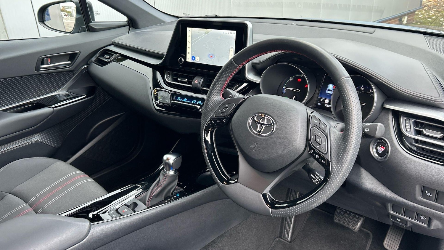 Used Toyota C-HR 2023 for sale - 76689929: Photo 10