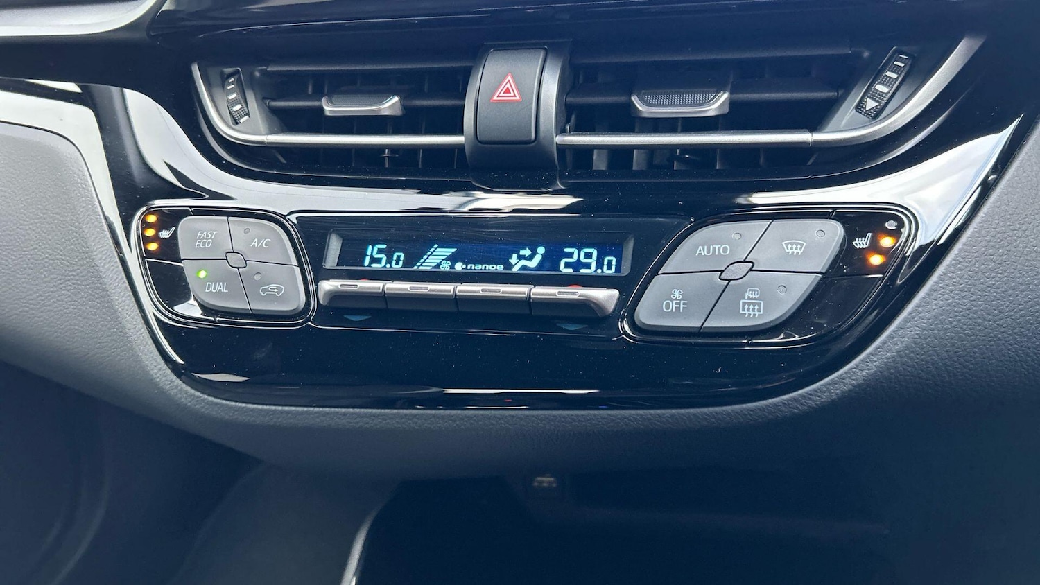 Used Toyota C-HR 2023 for sale - 76689929: Photo 29