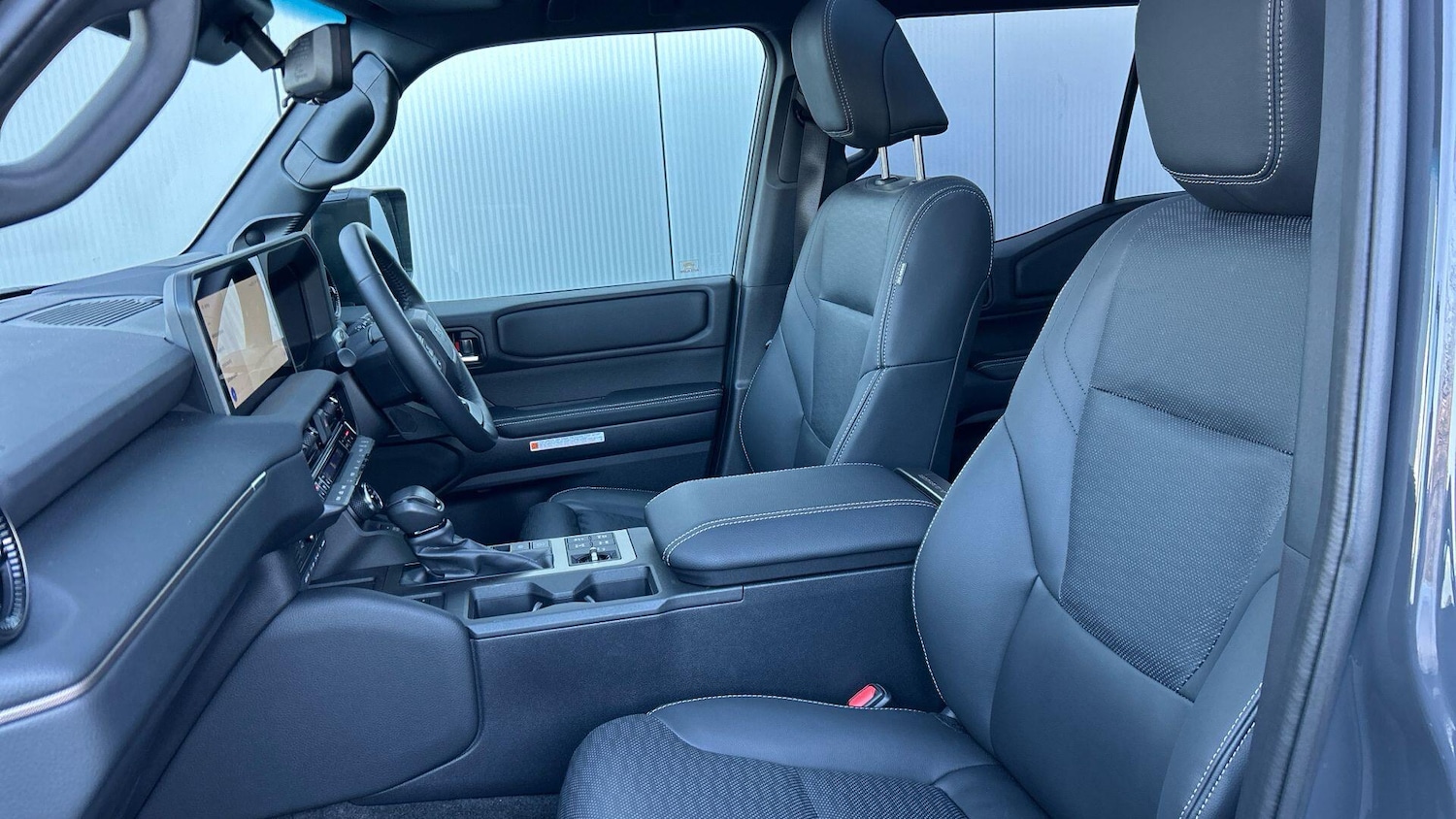 Used Toyota Land Cruiser for sale - 76729010: Photo 14