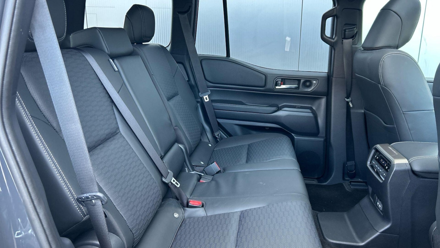 Used Toyota Land Cruiser for sale - 76729010: Photo 16