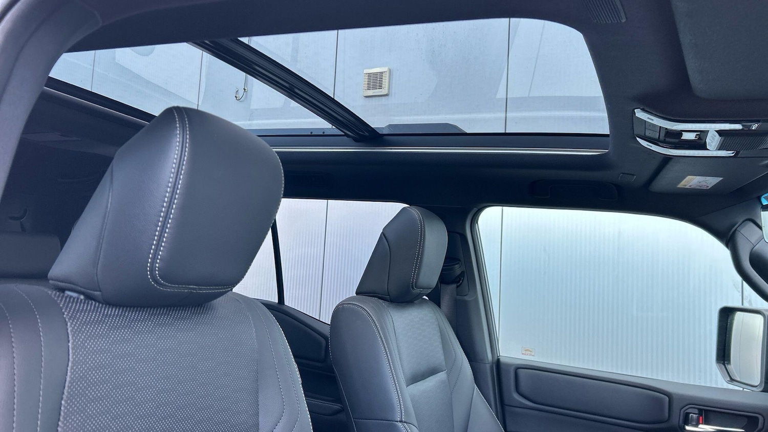 Used Toyota Land Cruiser for sale - 76729010: Photo 23