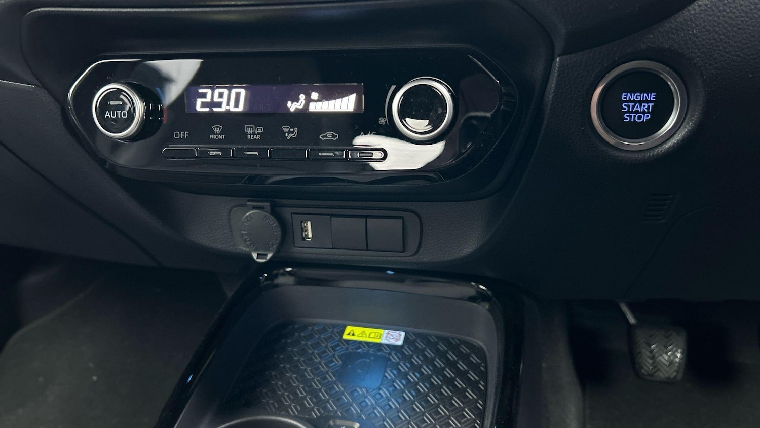 Used Toyota Aygo X 2023 for sale - 77191074: Photo 32