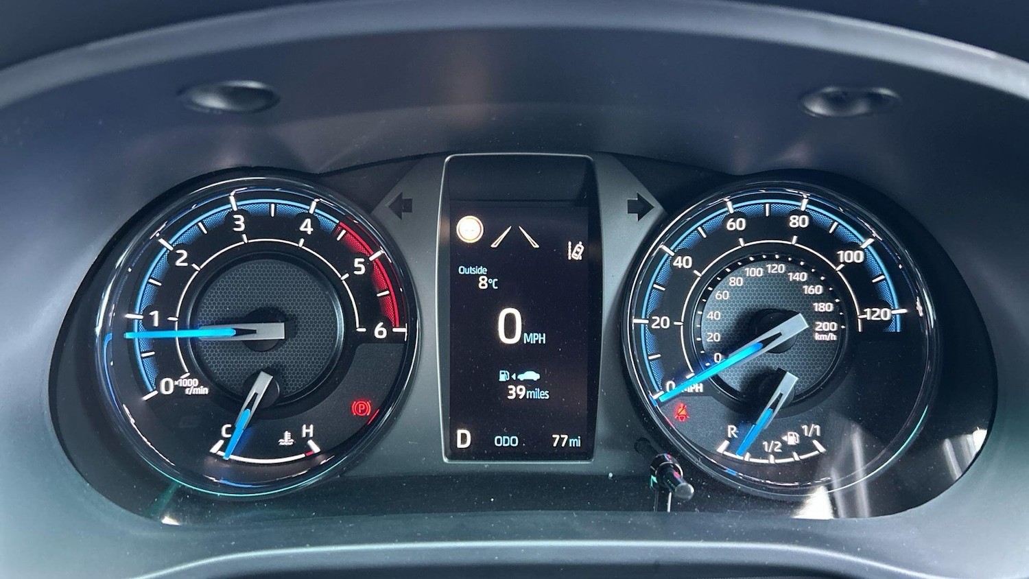 Used Toyota Hilux 2025 for sale - 77253826: Photo 13