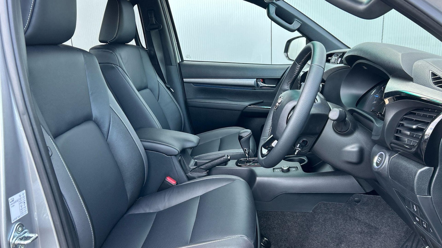 Used Toyota Hilux 2025 for sale - 77253826: Photo 15