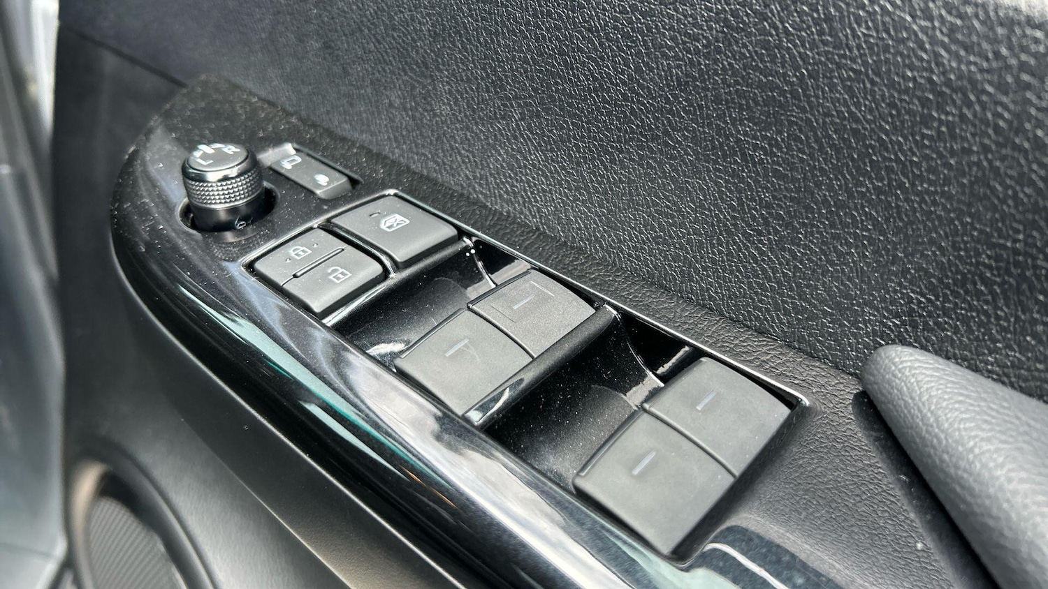 Used Toyota Hilux 2025 for sale - 77253826: Photo 33