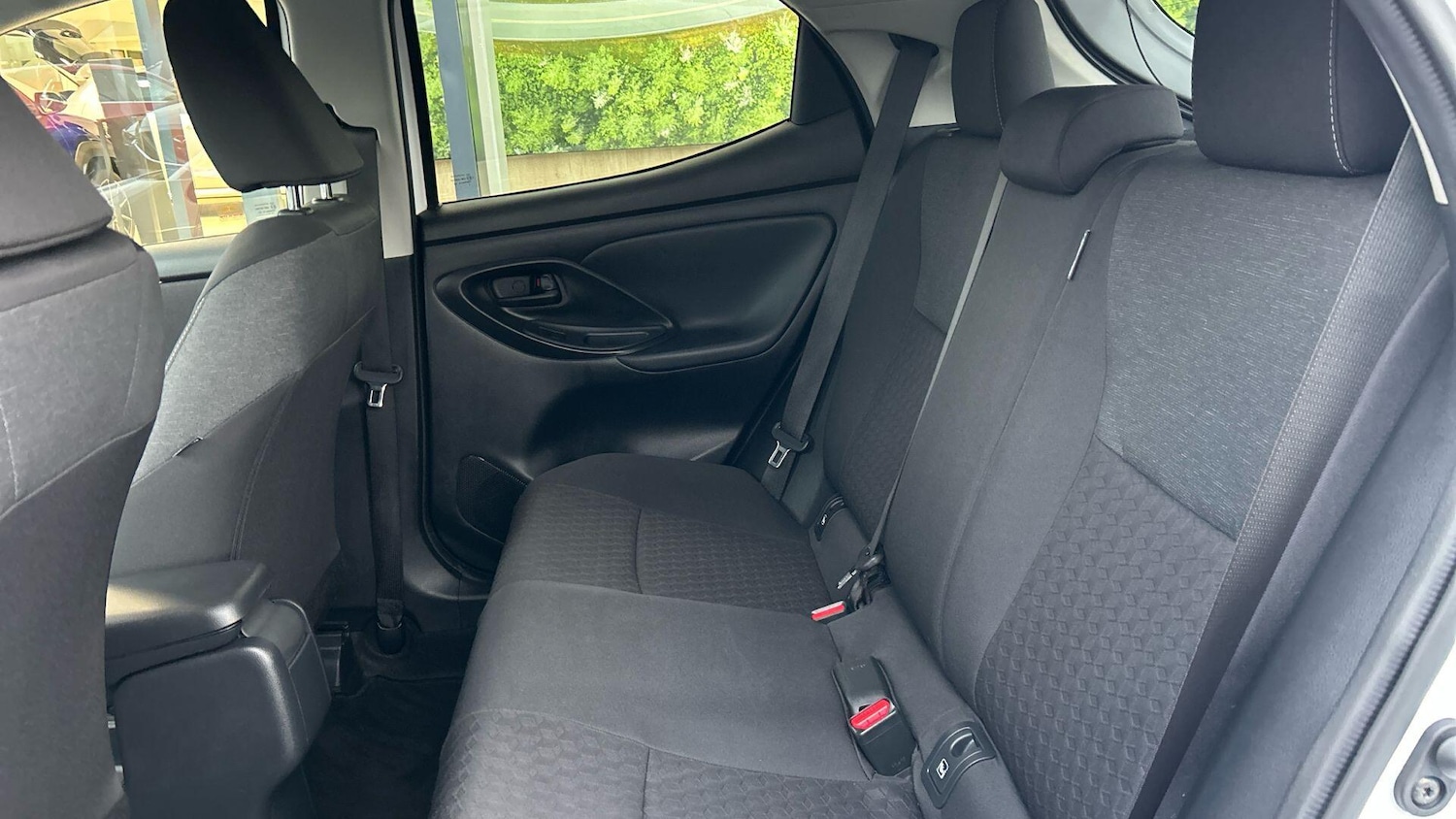 Used Toyota Yaris 2022 for sale - 76887206: Photo 17