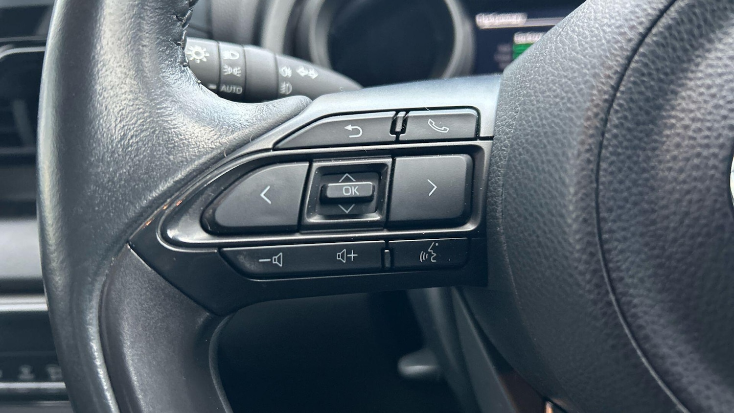 Used Toyota Yaris 2022 for sale - 76887206: Photo 36