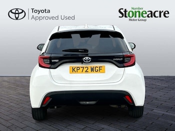 Used Toyota Yaris 2022 for sale - 76887206: Photo