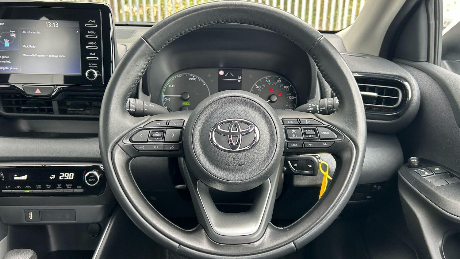 Used Toyota Yaris 2022 for sale - 76781175: Photo 12