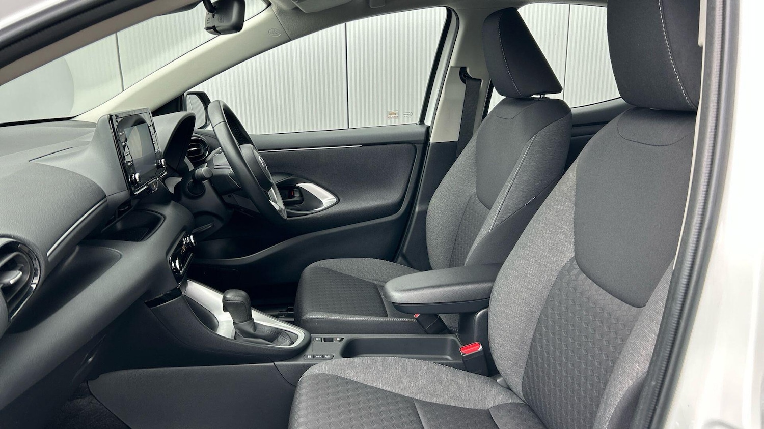 Used Toyota Yaris 2022 for sale - 76781175: Photo 14